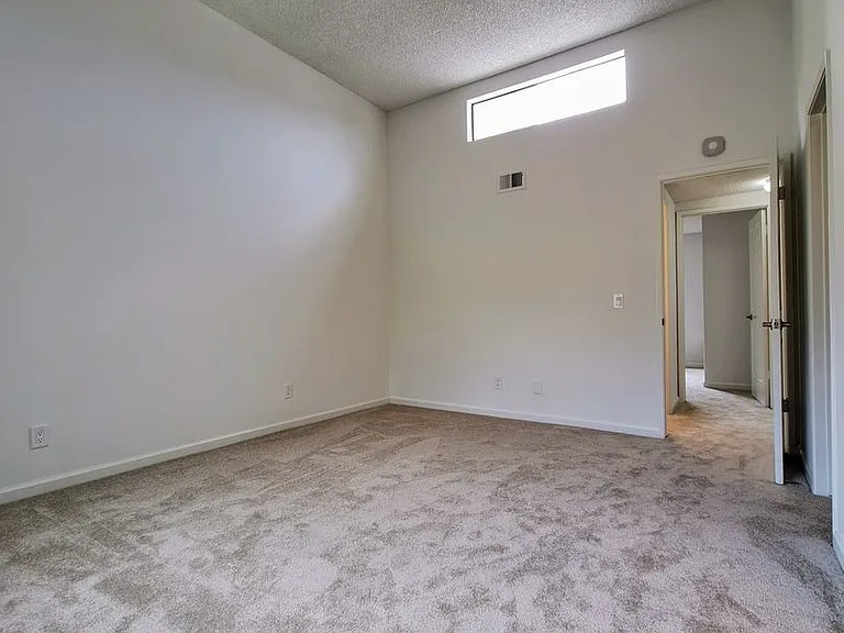 14575 S Bascom Ave — Photo 30