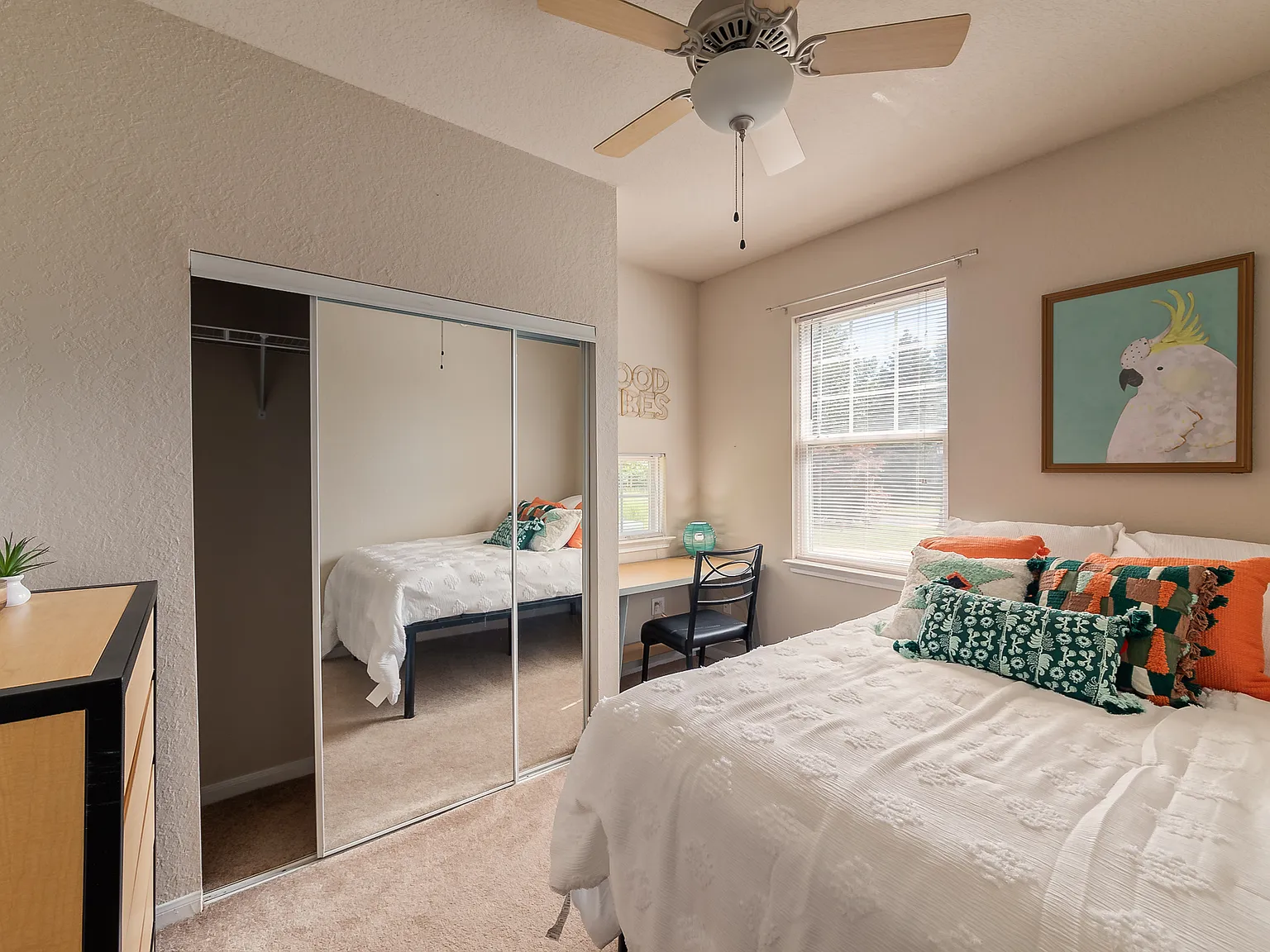 58 West - Student Living Priced Per Room — Photo 2