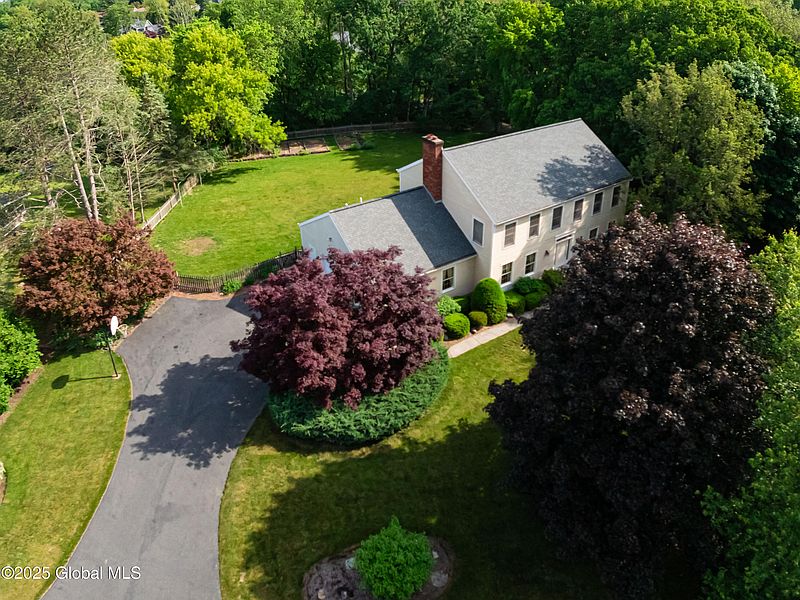 3rd image of 1345 Partridge Drive