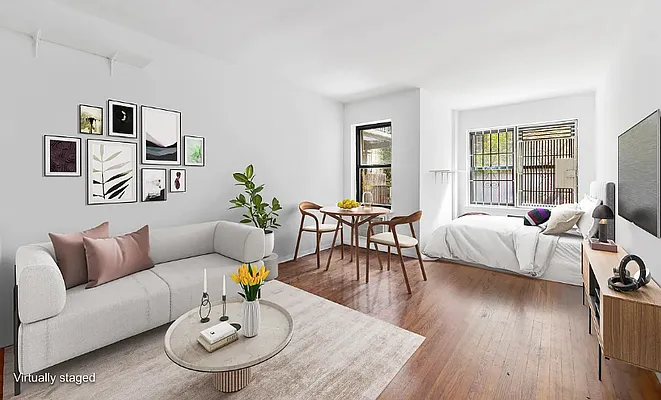 Rented by Compass | media 7