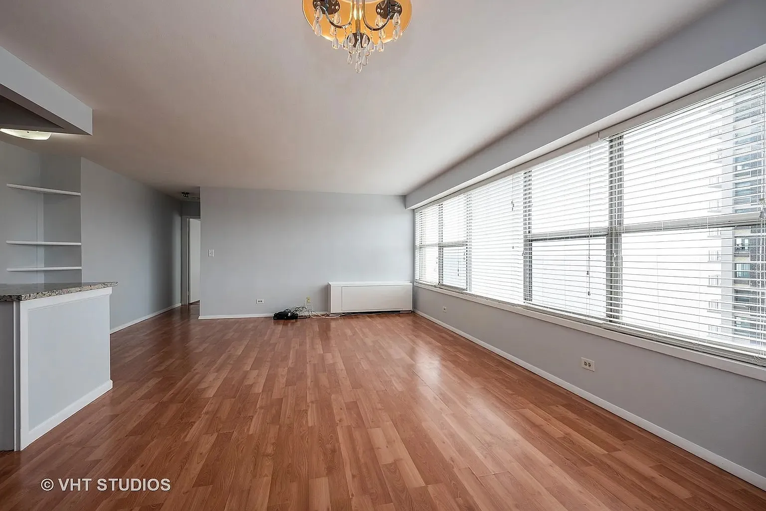 1 bed, 900 sqft, $1,800 — Photo 4