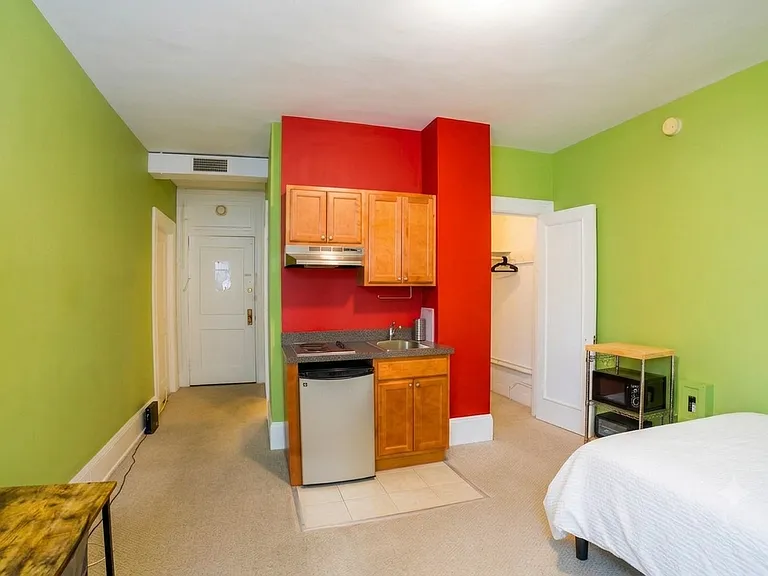 1324 Locust St #817 — Photo 3