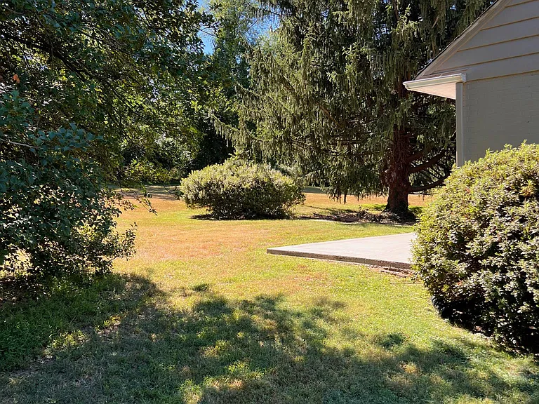 306 County Line Rd — Photo 32