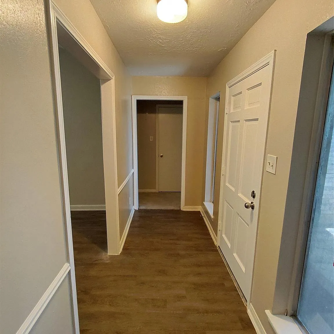 4 bed, 2.0 bath, 1584 sqft, $1,850 — Photo 3