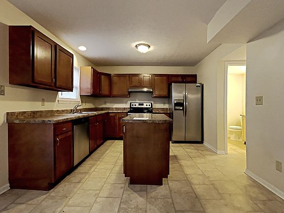 4th image of 11313 Sweetleaf Dr
