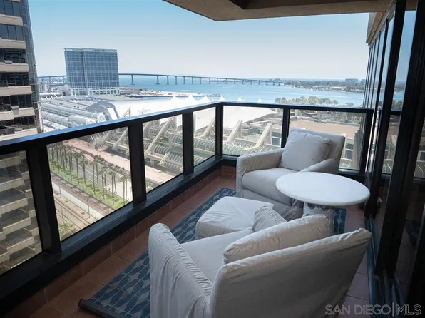 100 Harbor Dr, San Diego, CA 92101
