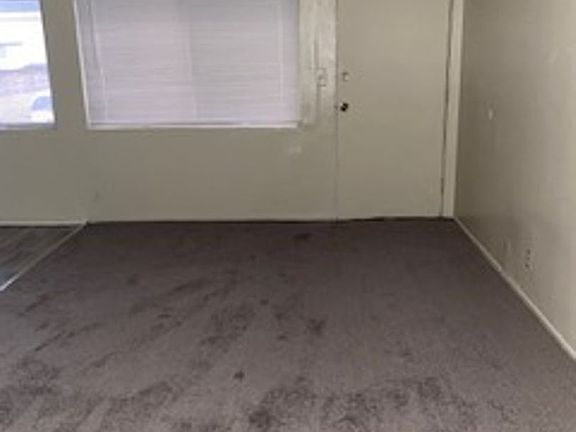 4th image of 1677-1679 W 259th Pl #B-1679