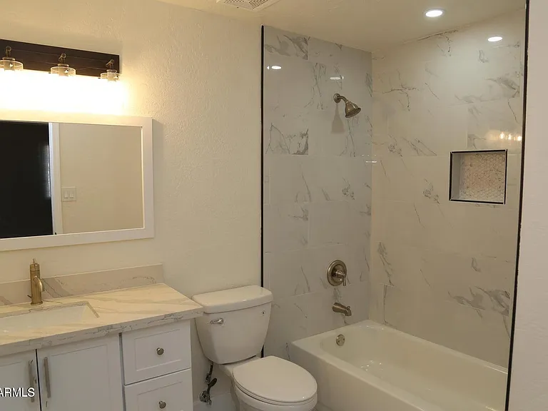 3737 E Eugie Ave — Photo 13