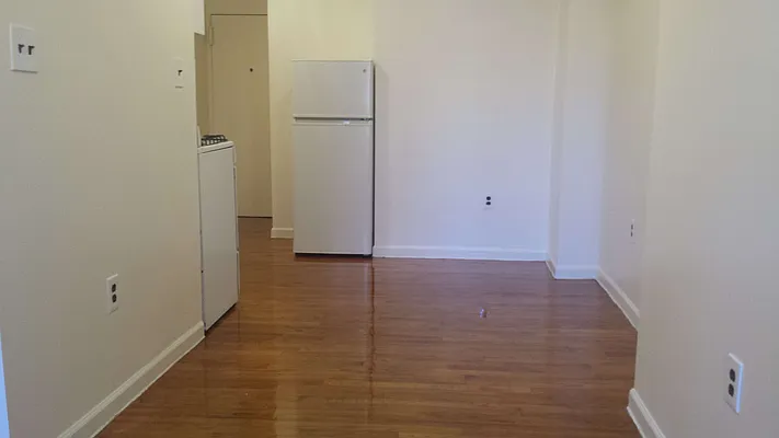 Rented by JMK Realty | media 4