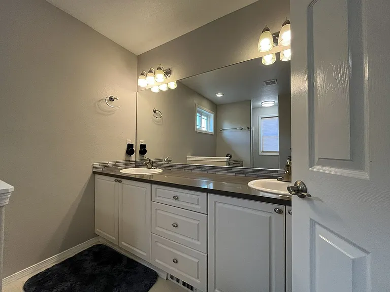 15437 SE Daffodil Pl — Photo 29