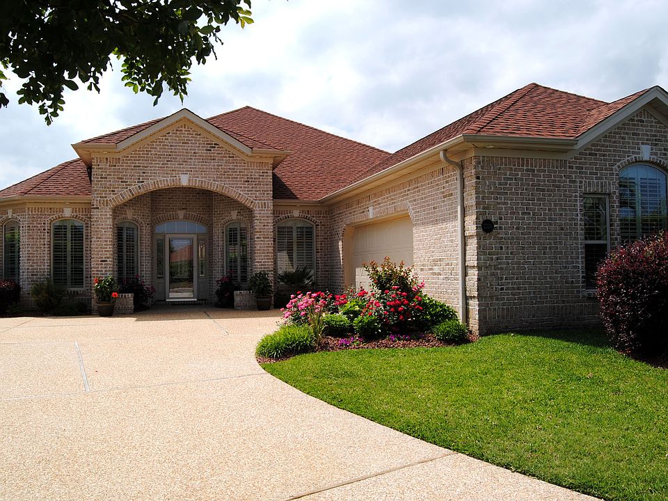1st image of 2328 Villager Ct