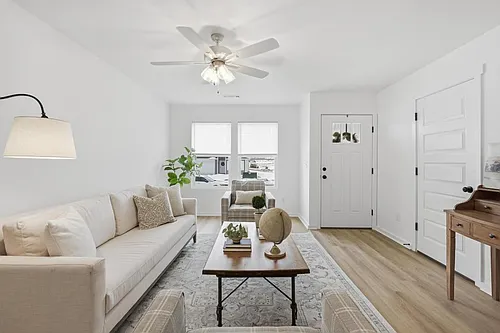 204 Eagle Edge Photo 1