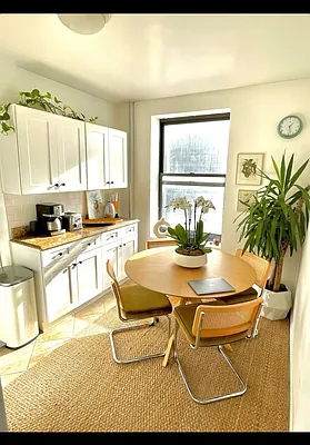 Rented by Oxford Property Group | media 6