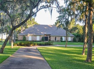 217 Golfview Dr, Richmond, TX 77469