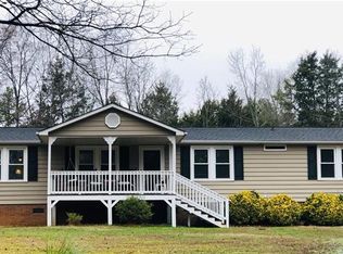 729 Family Dr, Midland, NC 28107