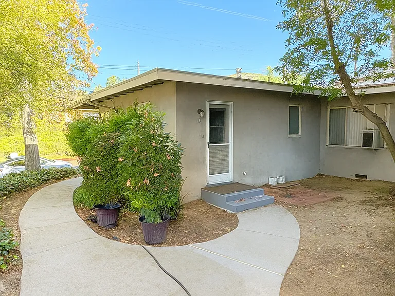 1800 Calafia St #A — Photo 1