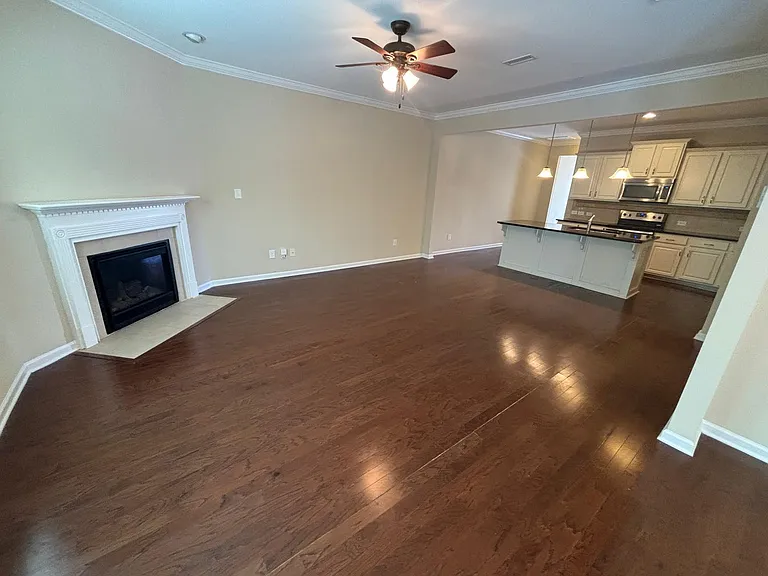 451 Shakespeare Dr — Photo 13
