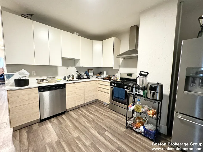 45 Crescent Ave #1 — Photo 1