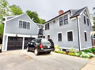 5 Narragansett St, Dorchester, MA 02122