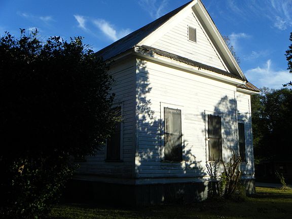 4th image of 602 W Harris St