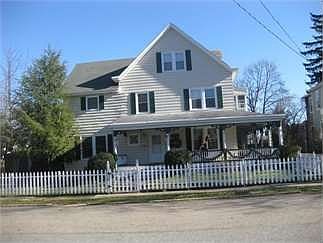 2nd image of 18 Leary Ave