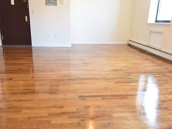 4th image of 473 Willis Ave APT 3B