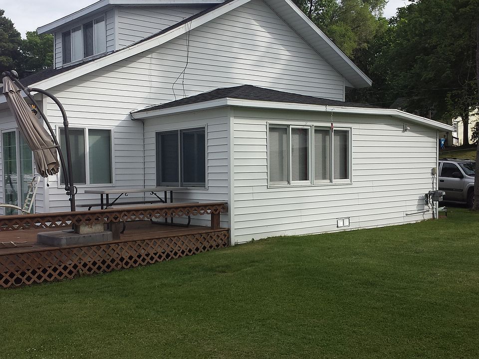 1st image of 2758 Ottawa Dr
