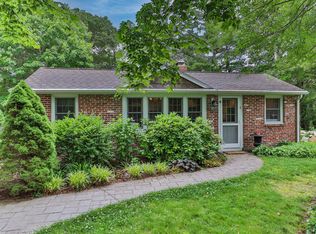 6 Beachway Rd, East Sandwich, MA 02537