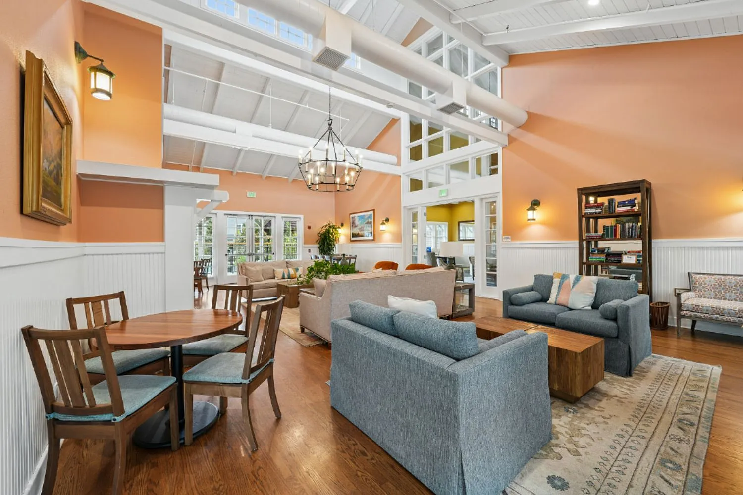 The Presidio Apartments — Photo 3