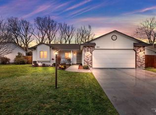 891 E Spartan St, Eagle, ID 83616