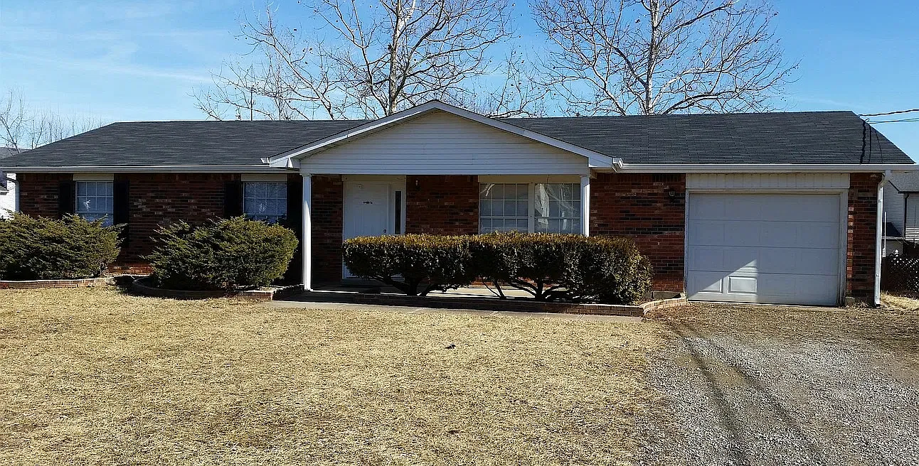 3 bed, 1269 sqft, $1,500 — Photo 1