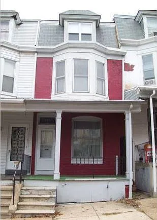 838 Pear St