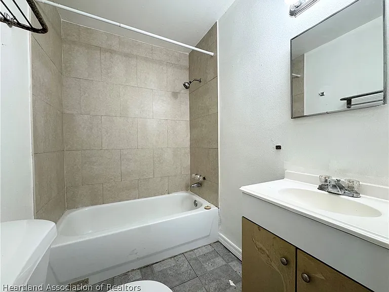 774 Hibiscus St — Photo 7
