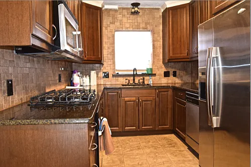 35 Lake Shore Ct Photo 1