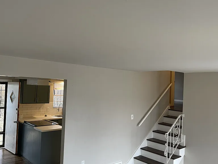 7344 Wayne Ave #2 — Photo 15