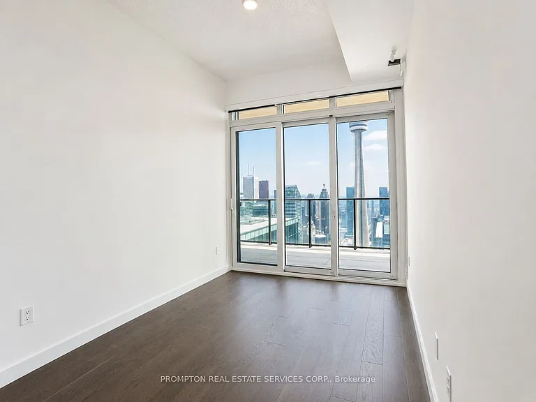 3 Concord Cityplace Way #Penthouse 8105 — Photo 19