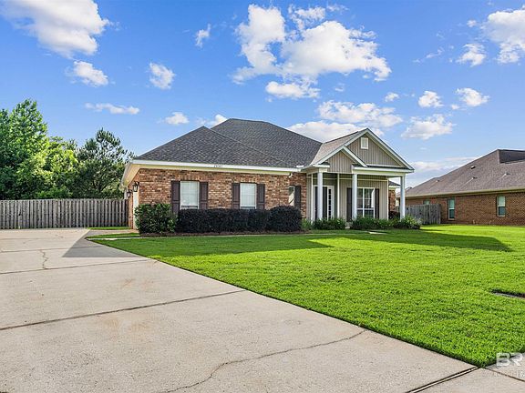 3rd image of 28143 Annabelle Ln