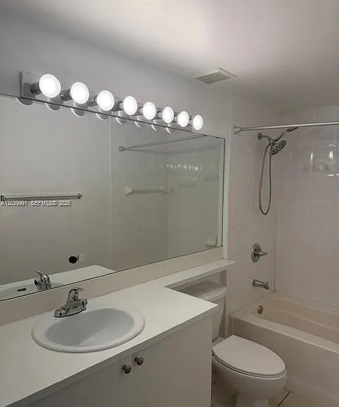8030 N Nob Hill Rd #102 — Photo 17