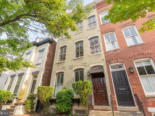224 N Columbus St, Alexandria, VA 22314