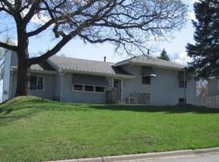8925 Kell Ave S, Bloomington, MN 55437