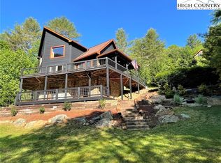 211 River Rock Rd, Warrensville, NC 28693