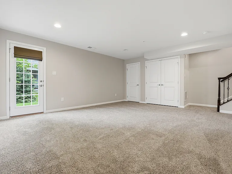 202 Pointe View Dr — Photo 25