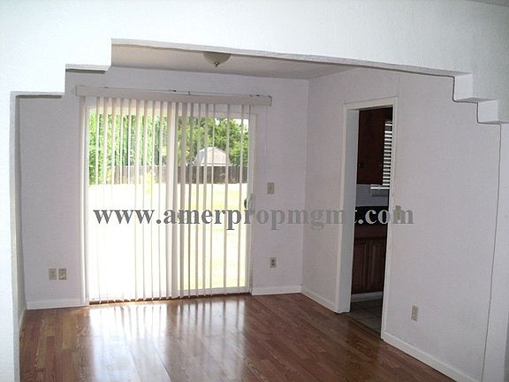 3rd image of 375 Leitch Ave