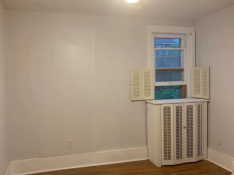 1308 Main St — Photo 3