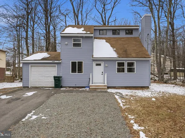 9246 Westwood Dr, Tobyhanna, PA 18466