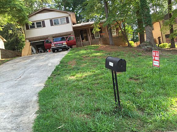 Front of 1689 W. Caribaea Tr