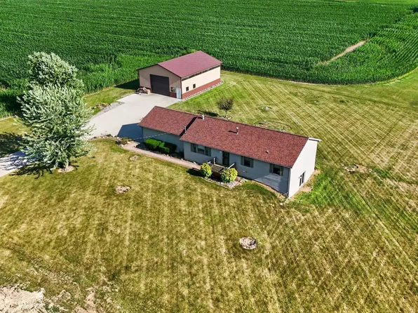 9889 Ditch Rd, Chesaning, MI 48616