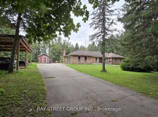 49 Maplewood Dr, Amaranth, ON L9V 3N6