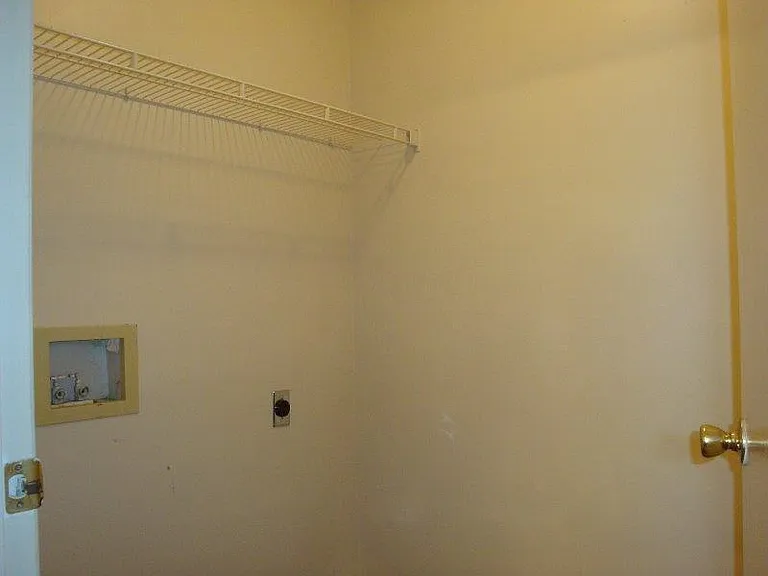 343 Brookfield Rd — Photo 16
