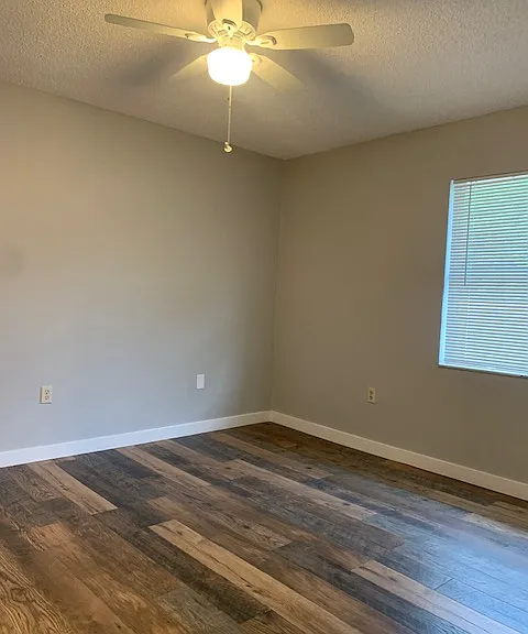 2740 Herwald St — Photo 15
